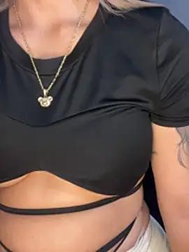 Snapshot of doll_celeste20 chatting on 03/24/26, 06:24 doll celeste20 online show from 03/24/26, 06:24