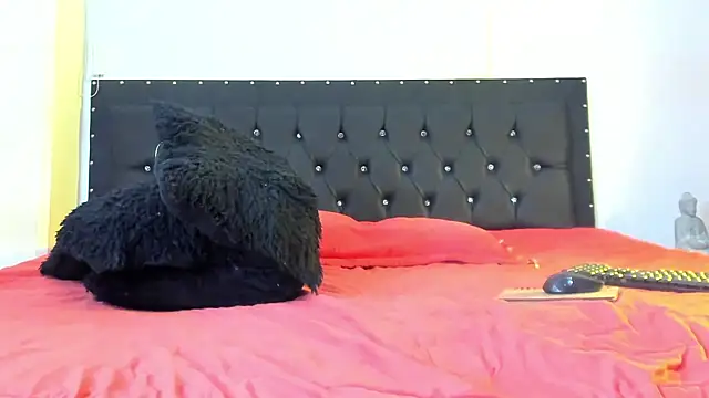 Snapshot of doll_celeste20 chatting on 09/12/25, 03:28 doll celeste20 online show from 09/12/25, 03:28