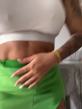 Snapshot of doll_celeste20 chatting on 04/14/26, 05:07 doll celeste20 online show from 04/14/26, 05:07