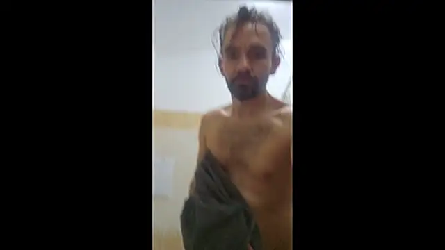 Snapshot of kinky_aliens chatting on 12/14/25, 02:07 kinky aliens online show from 12/14/25, 02:07