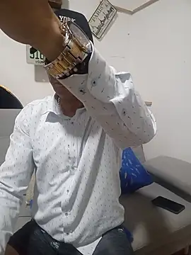 latinmartin73 online show from 11/05/25, 12:14