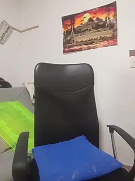 latinmartin73 online show from 11/24/25, 08:09