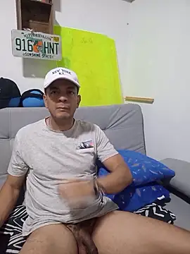 latinmartin73 online show from 10/21/25, 01:16