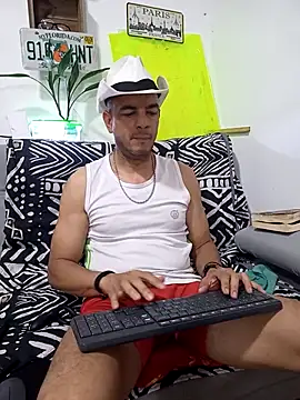 latinmartin73 online show from 09/15/25, 02:45