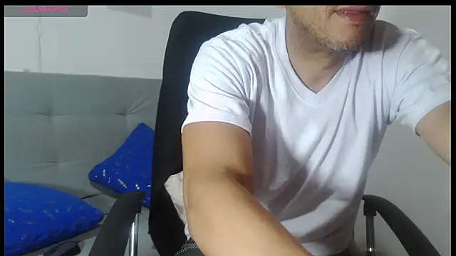 latinmartin73 online show from 05/26/26, 01:04