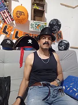 latinmartin73 online show from 10/31/25, 12:40