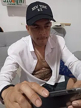 latinmartin73 online show from 11/02/25, 07:08