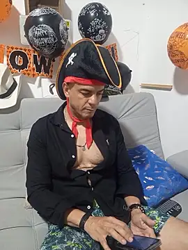 latinmartin73 online show from 10/27/25, 01:50