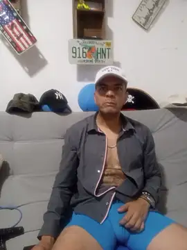 latinmartin73 online show from 11/11/25, 10:58