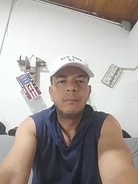 latinmartin73 online show from 11/16/25, 01:05