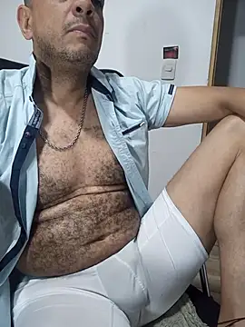 latinmartin73 online show from 02/01/26, 02:32