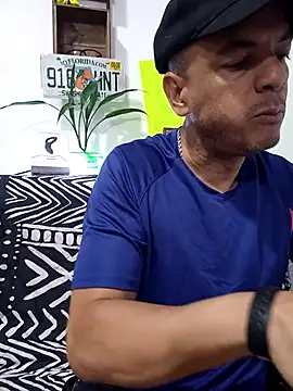 latinmartin73 online show from 09/13/25, 12:21