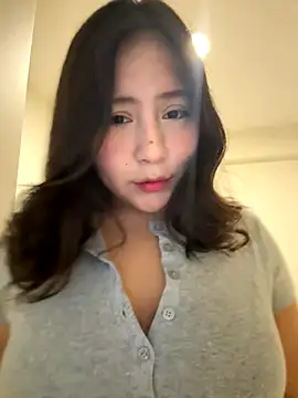 kittyfresita online show from 10/15/25, 04:44