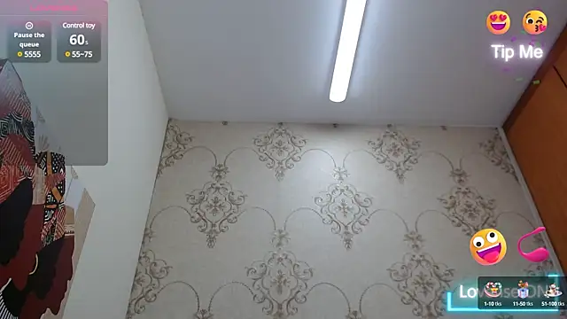 Snapshot of Nataly_Cloud chatting on 01/23/25, 12:52 Nataly Cloud online show from 01/23/25, 12:52