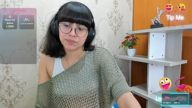 Snapshot of Nataly_Cloud chatting on 02/01/25, 01:30 Nataly Cloud online show from 02/01/25, 01:30