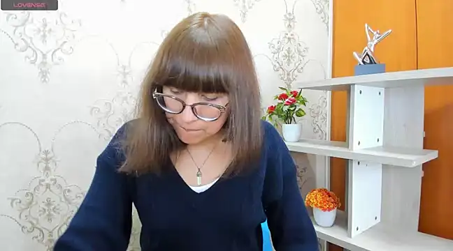 Snapshot of Nataly_Cloud chatting on 02/12/25, 12:44 Nataly Cloud online show from 02/12/25, 12:44