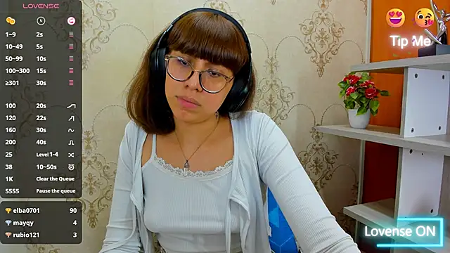 Snapshot of Nataly_Cloud chatting on 02/26/25, 03:54 Nataly Cloud online show from 02/26/25, 03:54