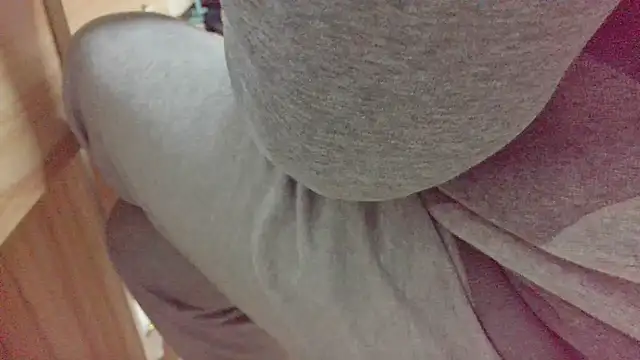 Snapshot of huzi518 chatting on 11/10/25, 07:41 huzi518 online show from 11/10/25, 07:41