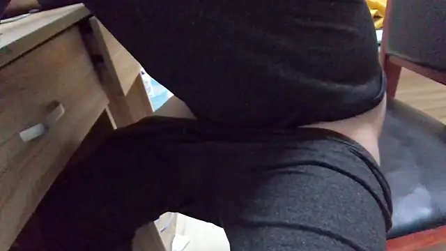 huzi518 online show from 03/11/26, 02:11