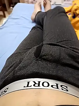 huzi518 online show from 02/05/26, 12:45