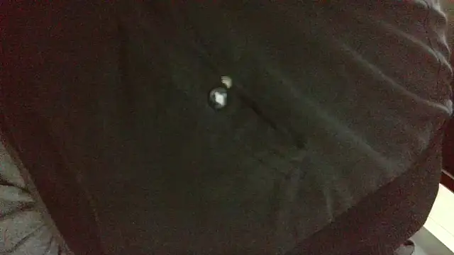 Snapshot of huzi518 chatting on 10/31/25, 10:38 huzi518 online show from 10/31/25, 10:38