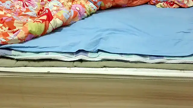 Snapshot of huzi518 chatting on 10/20/25, 11:55 huzi518 online show from 10/20/25, 11:55