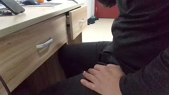 huzi518 online show from 01/16/26, 04:00