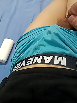 huzi518 online show from 04/03/26, 12:44