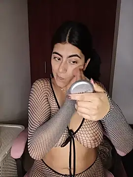 miakhalifaaa  online show from 02/26/26, 10:21