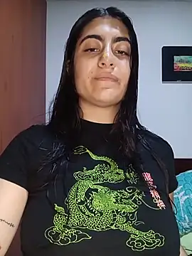 miakhalifaaa  online show from 06/25/26, 11:54