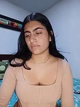 miakhalifaaa  online show from 07/02/26, 11:44