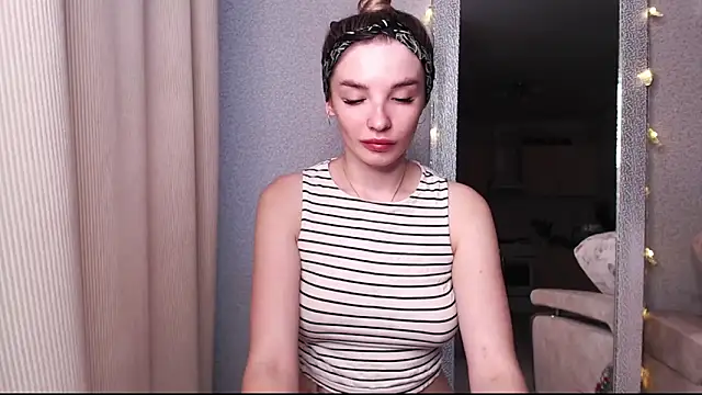 SooDana online show from 10/28/25, 03:51