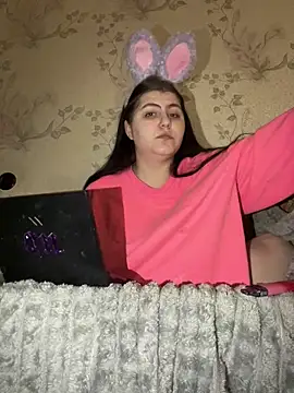 NanaDaizy online show from 12/16/25, 06:34