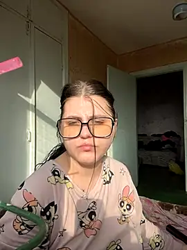 NanaDaizy online show from 11/25/25, 08:58