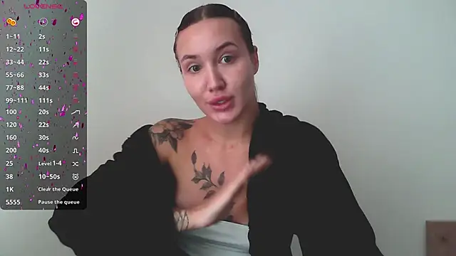 Snapshot of Stasia_Queen chatting on 12/02/24, 09:52 Stasia Queen online show from 12/02/24, 09:52