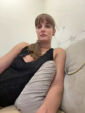 jennifer11772 online show from 04/04/26, 07:20