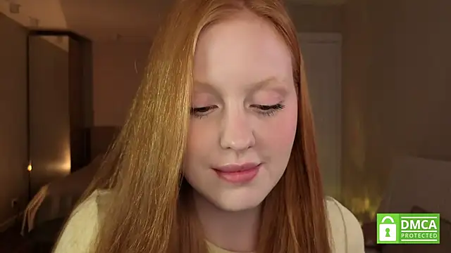 Snapshot of lulu_moonmoon chatting on 10/04/25, 04:19 lulu moonmoon online show from 10/04/25, 04:19