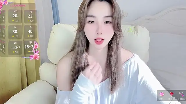 Caitlyn   online show from 04/08/26, 01:45