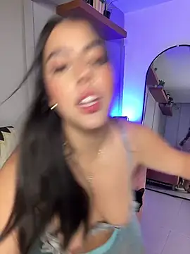 Snapshot of DakotaShelby chatting on 09/08/25, 11:37 DakotaShelby online show from 09/08/25, 11:37