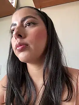 Snapshot of DakotaShelby chatting on 03/21/25, 09:34 DakotaShelby online show from 03/21/25, 09:34