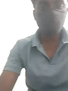 Snapshot of hot_dark_chocolate08 chatting on 03/11/25, 04:51 hot dark chocolate08 online show from 03/11/25, 04:51