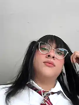 Kiitygirl online show from 10/25/25, 09:15