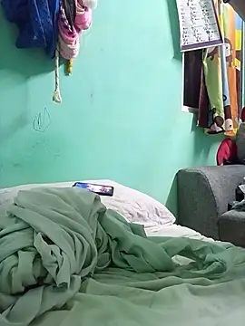 Andresguz35 online show from 02/28/26, 03:17