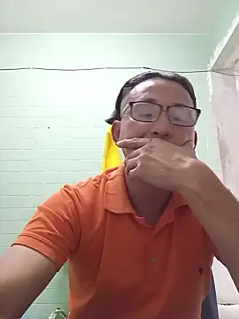 Andresguz35 online show from 12/22/25, 11:16