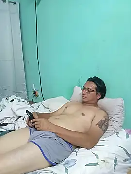 Andresguz35 online show from 04/29/26, 05:00