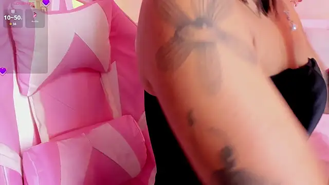 soy jess03 online show from 10/08/25, 12:17