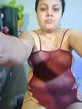 zandra milf  online show from 06/03/26, 11:11