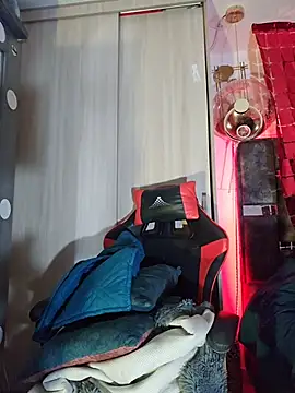 zandra milf  online show from 02/14/26, 12:49