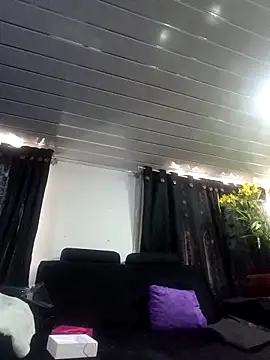 Fenix 528 online show from 10/26/25, 08:20