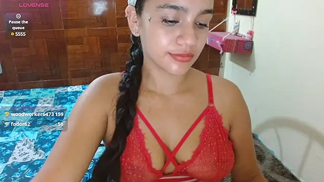 Snapshot of Mia_brunette26 chatting on 02/13/25, 04:11 Mia brunette26 online show from 02/13/25, 04:11